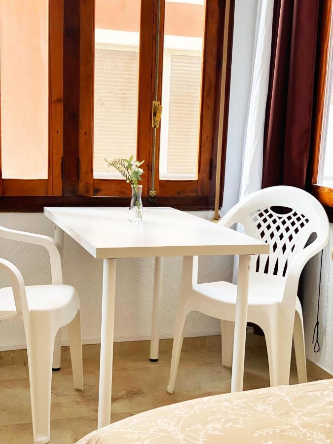 Valencia Cerca Al Puerto Shared Apartment 외부 사진